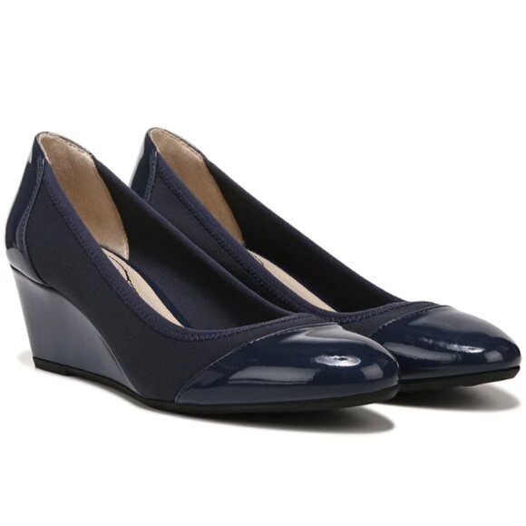 LIFESTRIDE Juliana Stretch Wedge Pumps - Picture 1 of 15